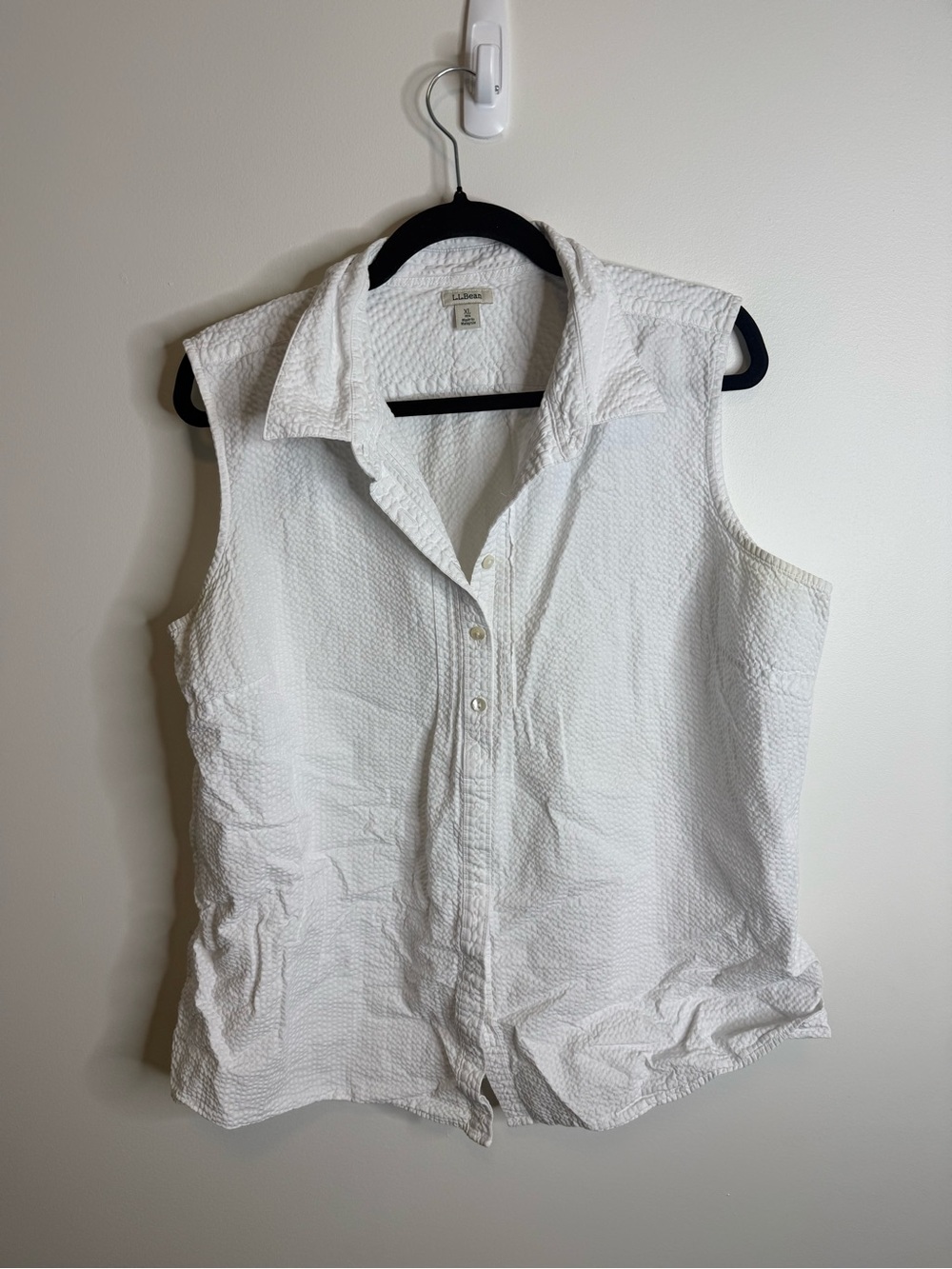 L.L. Bean Sleeveless Textured Button-Front Shirt - White